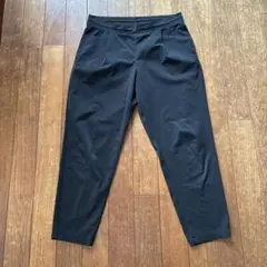ユニクロ　黒 Lサイズ カジュアルパンツ