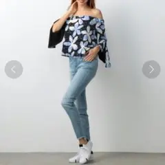 新品 A|X ARMANI EXCHANGE 花柄ブラウス