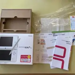 NINTENDO DS i LL Natural white 空箱