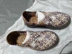 gomugomuゴムゴム サンダル Mサイズ 美品？