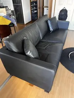 美品　カッシーナixc ケープ　3人掛けソファ　ローソファ　モダン MODERN DECO ソファ ソファー 3人掛け レザー 革 合皮 カウチ
