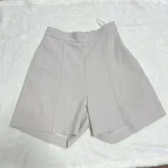 mystic newピンタックショートパンツ　アイボリー　サイズ1