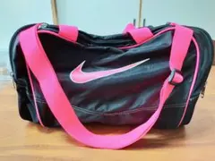 ナイキ ボストンバッグ 黒×ピンク 1～2泊用 NIKE