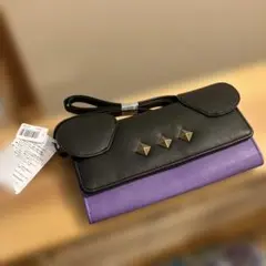 ディズニーリゾート スタッズ付き長財布