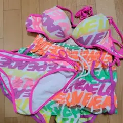 残り1 ビキニ 水着 カラフル 派手 可愛い