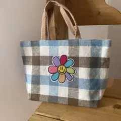 花刺繍のチェック柄手提げ袋