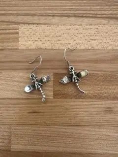 トンボ　ピアス