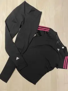 adidas スポーツウェアー