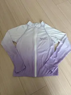 ラッシュガード