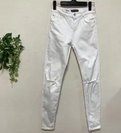 Bershka SUPER SKNNY ホワイト ダメージ ストレッチ 36