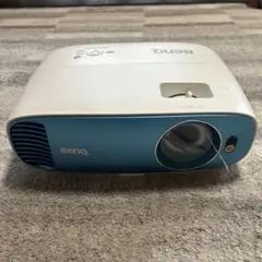 soraさん　BenQ ホームシアタープロジェクター　TK800 スポーツも映画鑑賞もまるごと楽しむ。BenQの4Kプロジェクター