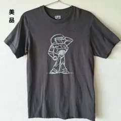 セール！トイストーリー　バズライトイヤー　ユニクロ　半袖Tシャツ 　S　美品