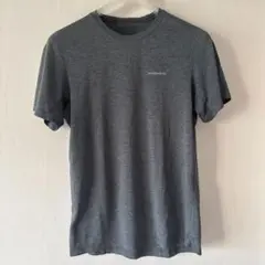 patagonia テクニカル Tシャツ グレー S