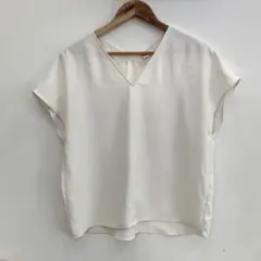 UNIQLO ユニクロ ドレープ Vネック ブラウス 半袖 ホワイトM