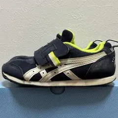 アシックス　17.5