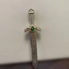剣型金属製キーホルダー 9cm