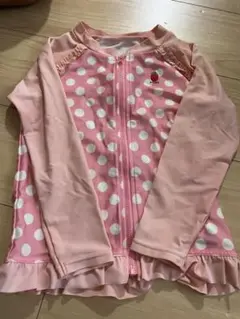 水着　ラッシュガード