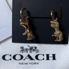 新品　COACH ゴールド 恐竜　ラインストーン　フープ　ピアス　レキシー