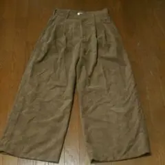 GU  ワイドパンツ