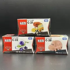 2025年最新】カーズ トミカ C-32 バズ・ライトイヤー