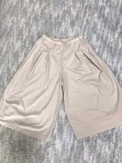 トクコプルミエヴォル✨上質素材の薄手ワイドパンツ