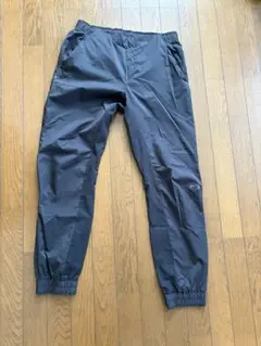 oakley パンツ