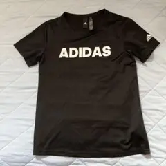 adidas テニスレディース　Tシャツ　Mサイズ