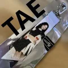 Item thumbnail for item dec615dd-0a33-40b7-b0ef-0a76445196c9