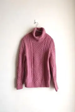 Item thumbnail for item 2cc53d4a-d9ad-4338-8779-6075913abd6a