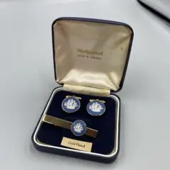 221 Wedgwood ゴールドプレート カフスボタンとネクタイピンセット