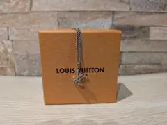 ルイヴィトン LOUIS VUITTON モノグラムロゴネックレス