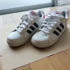アディダス23cmシューズ