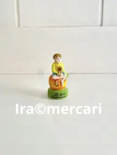 フランスの童謡　フェーブ　フェーヴ　ミニチュア　陶器