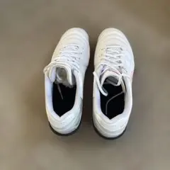 Asics インドアサッカーシューズ ホワイト