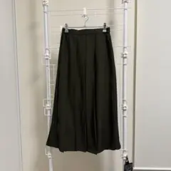 UNIQLO プリーツスカート　膝下