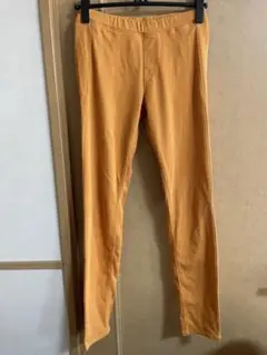 UNIQLO オレンジ スキニーパンツ Sサイズ　イギリスで購入　数回着用