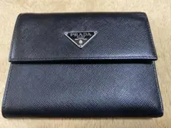 PRADA 折りたたみ財布