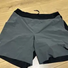 On Lightweight Shorts L オン　ランニングパンツ