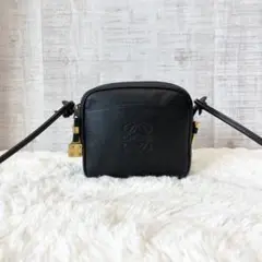 ロエベ LOEWE アナグラム ショルダーバッグ ブラック