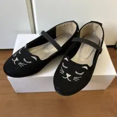 グローバルワーク　キッズ　靴　猫　新品　19.0