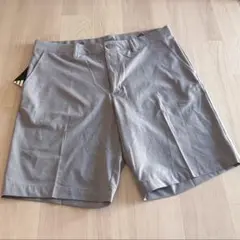 2025年モデル新品未使用　adidas golf ショートパンツ　サイズ92