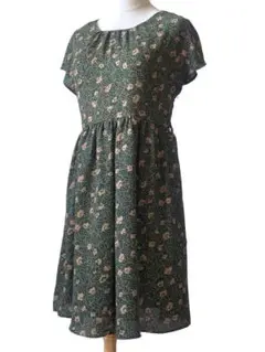 chambre de charme シャンブルドゥシャーム 花柄ワンピース