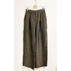 m237_美品✨22SS☘️バリエーションリラックスパンツ 38 レオパード
