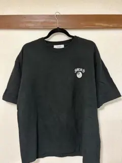 URGE ブラック Tシャツ グラフィックプリント