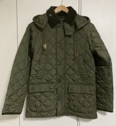 【送料無料】Barbour バブアーのキルティングナイロンジャケット