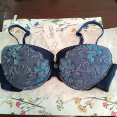 Item thumbnail for item 86b9cd6b-b7c3-4d2d-9e3f-6dd6ac58ba3d