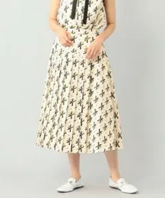 グレースコンチネンタル　ベルトモチーフプリーツスカート　美品