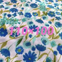 ⭕️SALE レトロポップ生地　110×100 新品未使用　シーチング　花柄