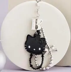週末セール！HELLO KITTY x BRILMY ミラー付きビーズストラップ