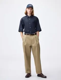 新品☆GU チノキャロットパンツ(ベージュ)